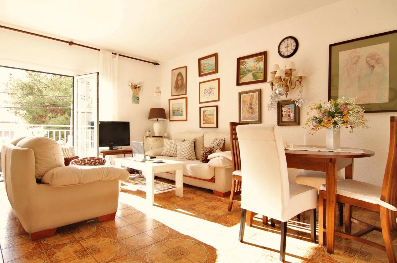 Ferienwohnung Chocolat: A 1 Minuto De La Playa Sitges Exterior foto